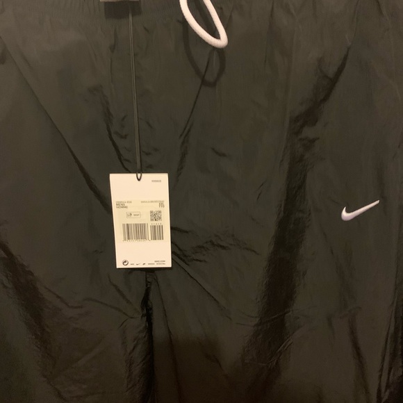 Nike brand new pants. Splash Pants Fabric - Picture 3 of 4